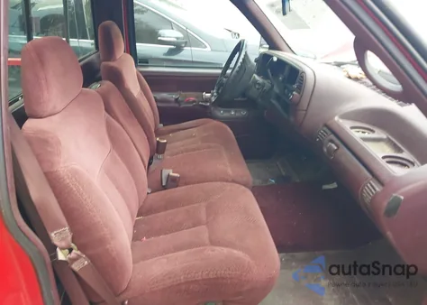 1996 Chevrolet Gmt-400 C2500 from USA, damaged, VIN 1GCFC24RXTZ180027